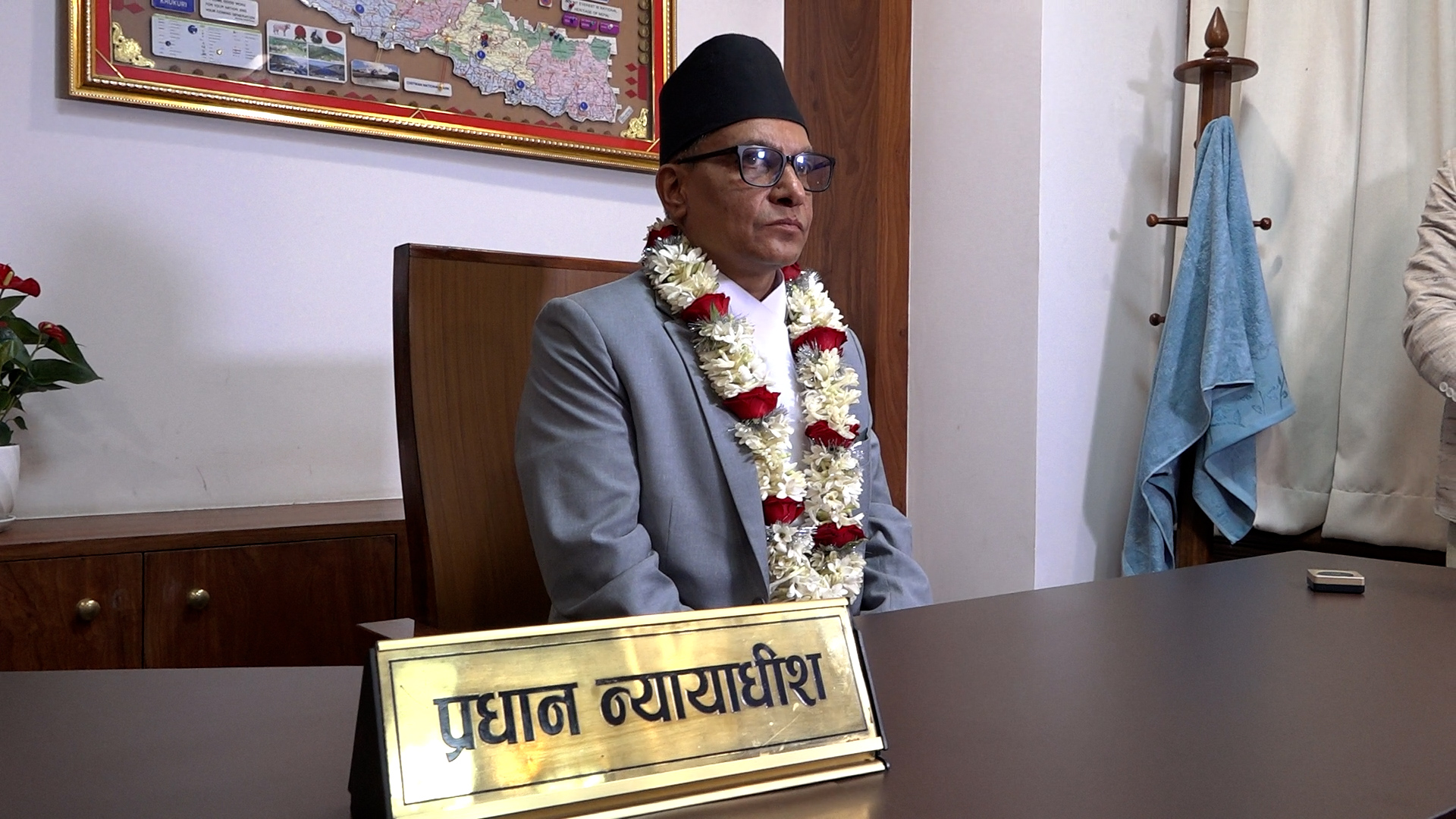 नवनियुक्त प्रधानन्यायाधीश डा.शर्माद्वारा पदभार ग्रहण, स्वतन्त्र न्यायपालिका र सुशासन पहिलो प्राथमिकता